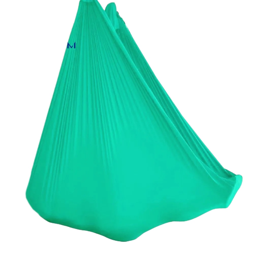 Flying Yoga  Anti-Gravity yoga – Pilates Yoga Aerial Bewertung und Preis